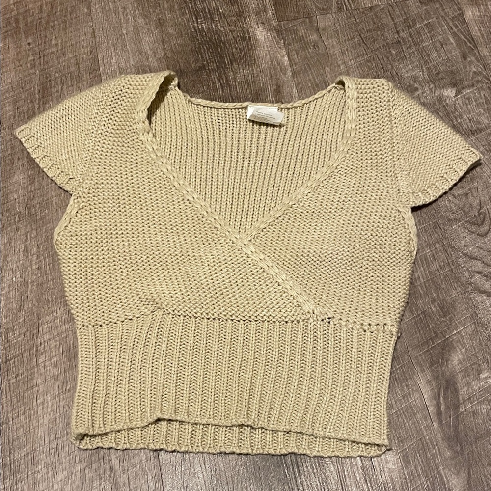 Zara Beige Knit V-Neck Crop Top